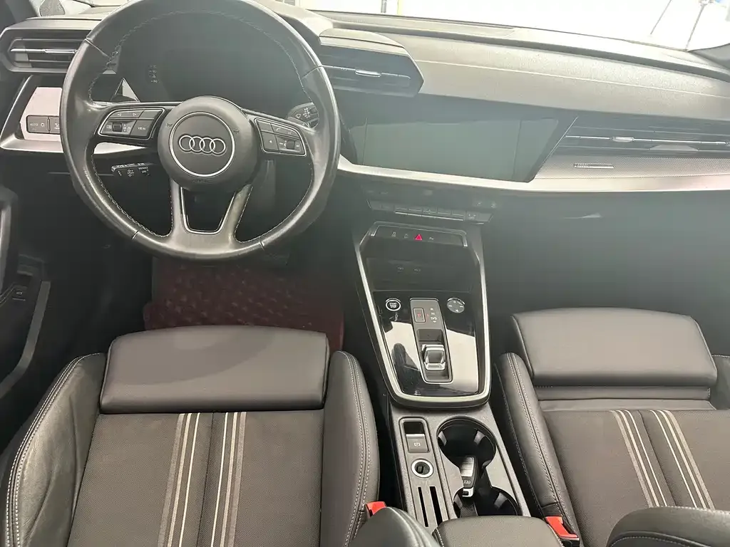 Audi A3 2023 из CN, фото 10