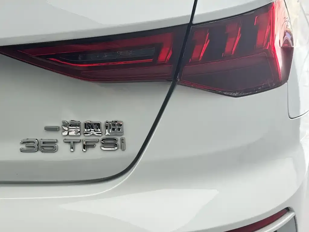 Audi A3 2023 из CN, фото 7