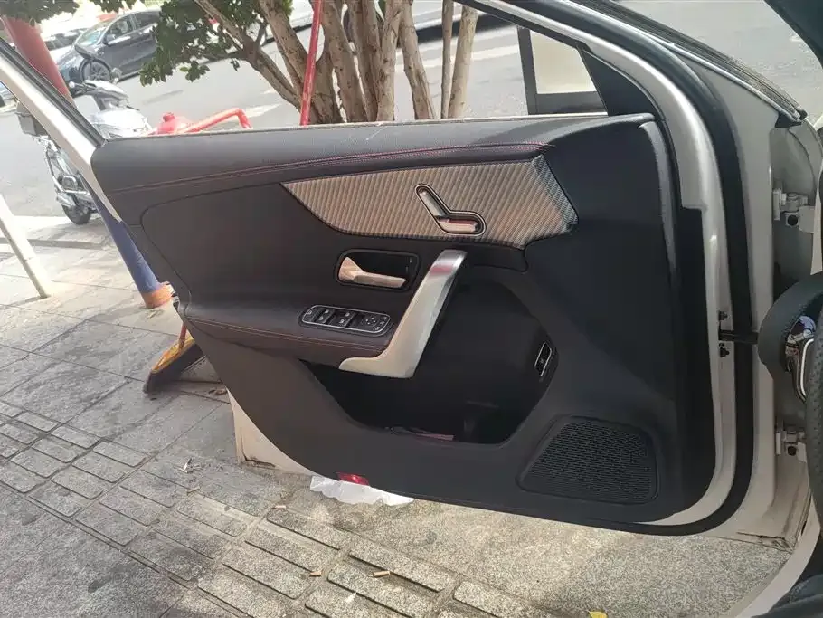 Mercedes-Benz A-Class 2024 из CN, фото 6