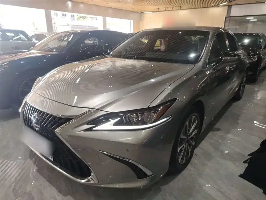 Lexus ES 2022 из CN, фото 1