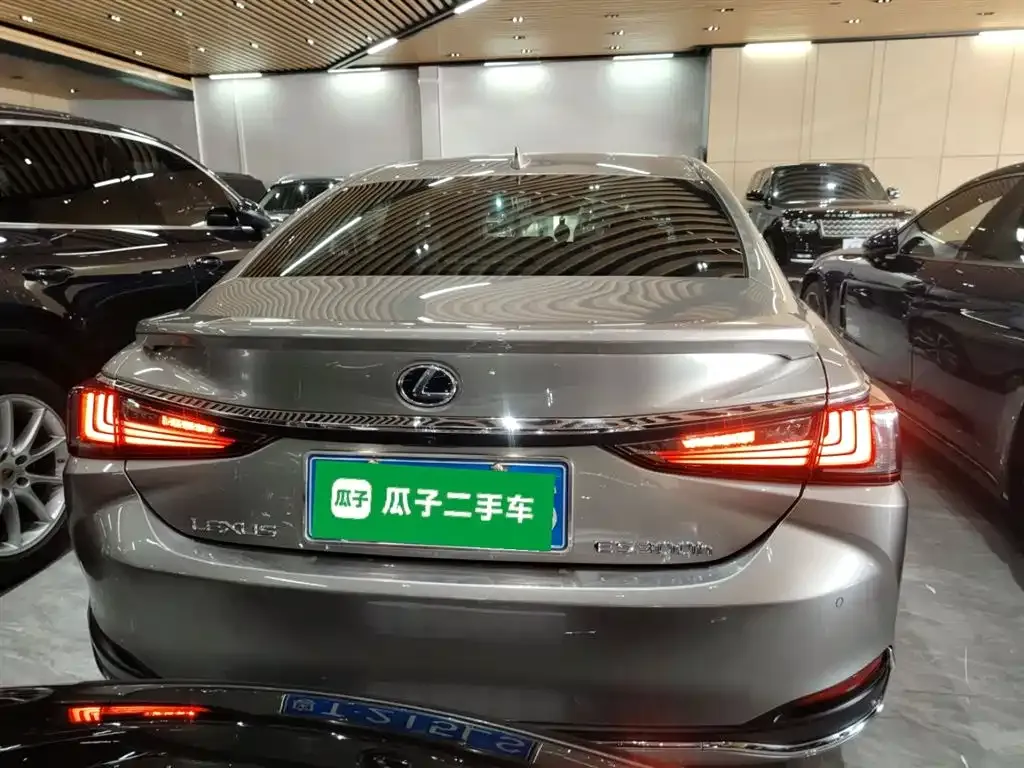 Lexus ES 2022 из CN, фото 9