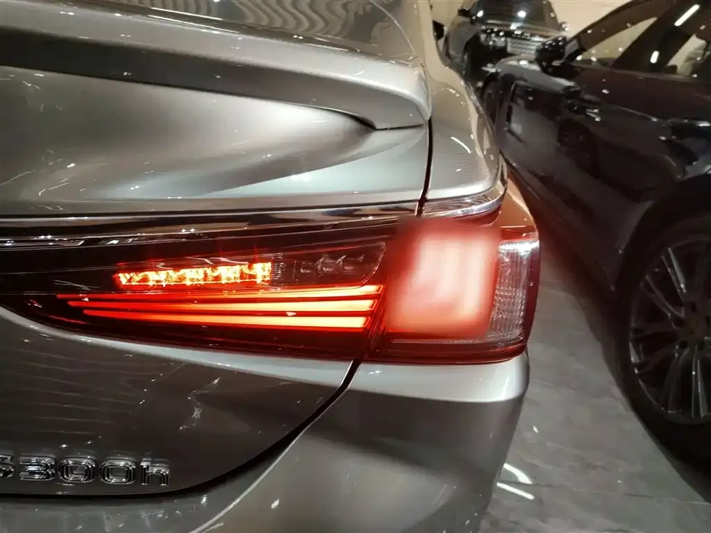 Lexus ES 2022 из CN, фото 8