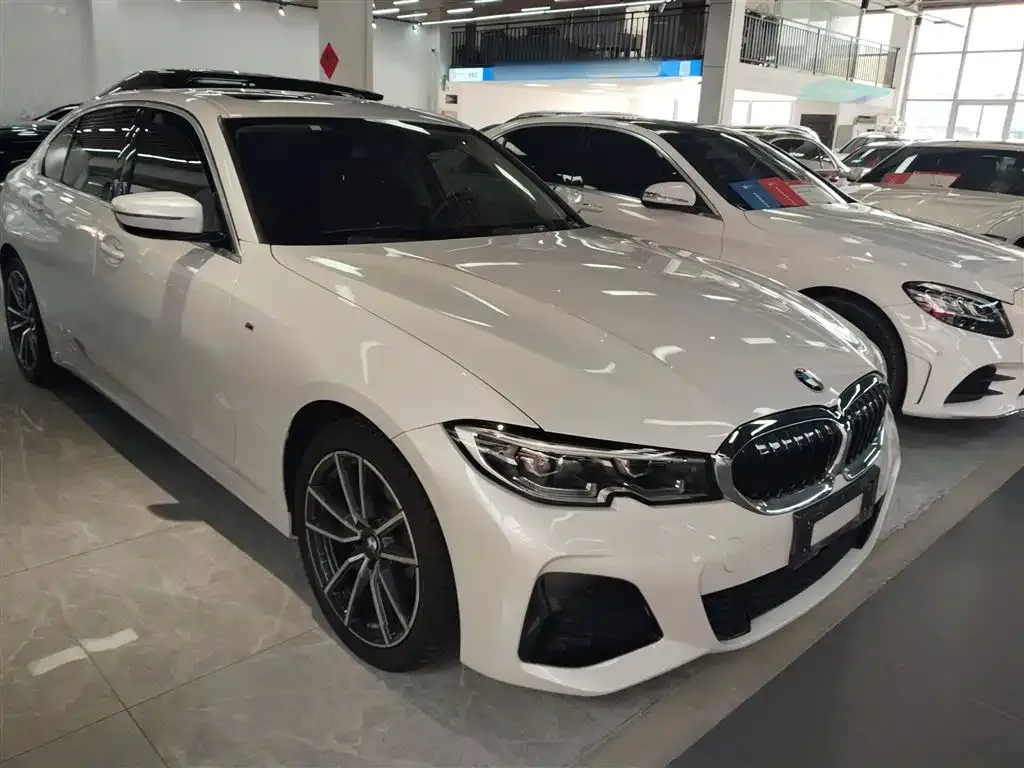 BMW 3 Series 2021 из CN, фото 9