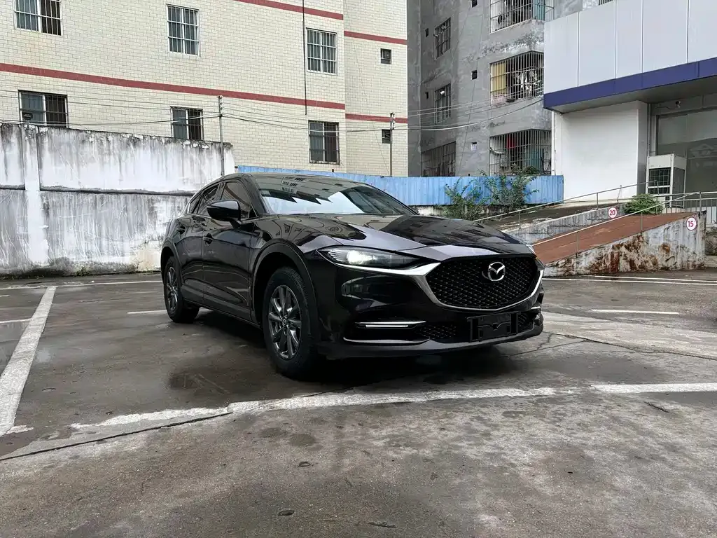 Mazda CX-4 — фото 10