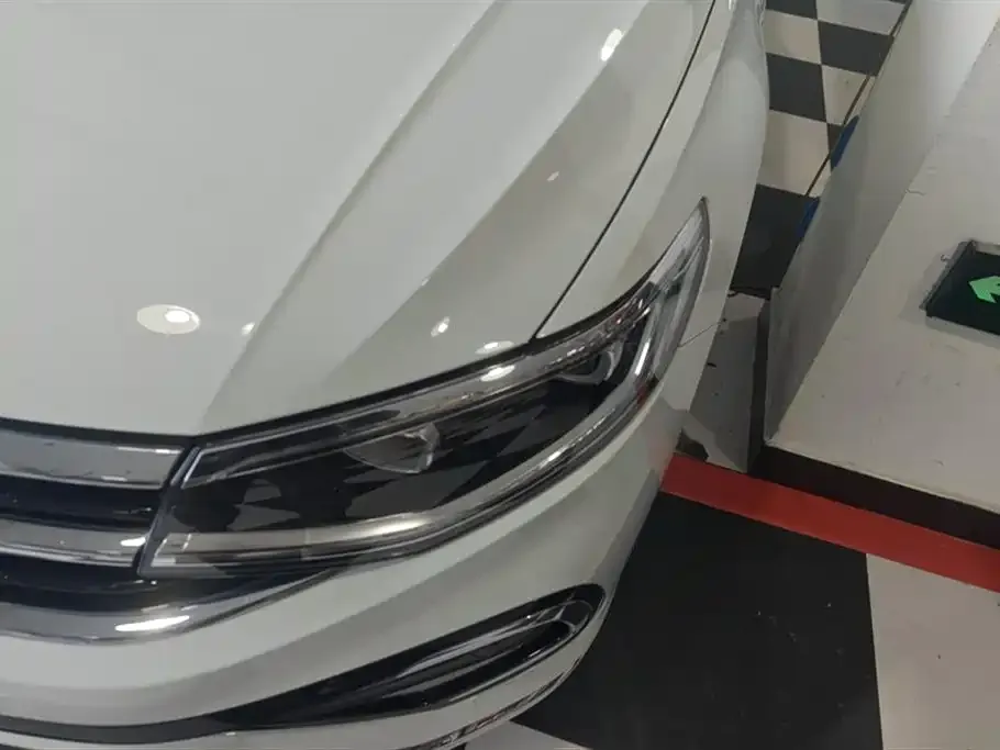 Volkswagen Bora 2023 из CN, фото 4