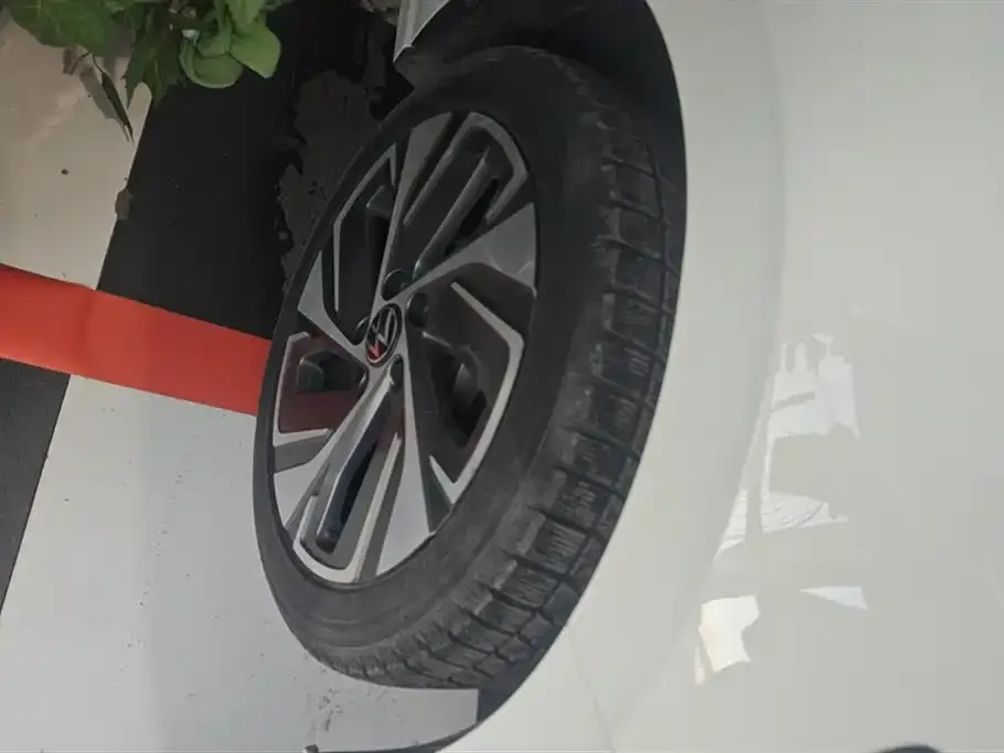 Volkswagen Bora 2023 из CN, фото 6
