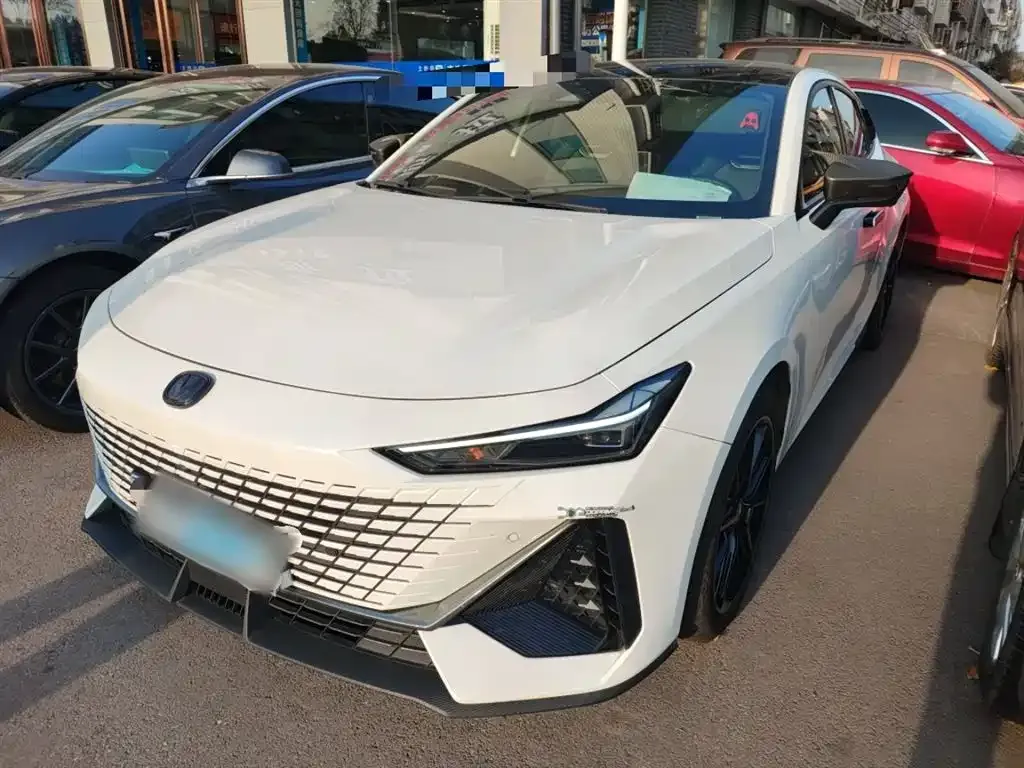 Changan UNI-V 2024 из CN, фото 1