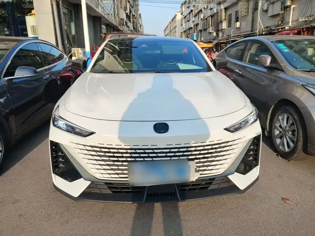 Changan UNI-V 2024 из CN, фото 3