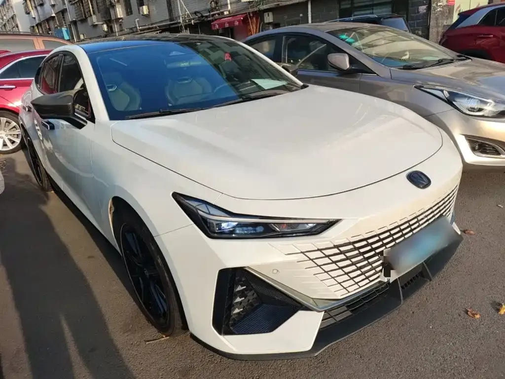 Changan UNI-V 2024 из CN, фото 4