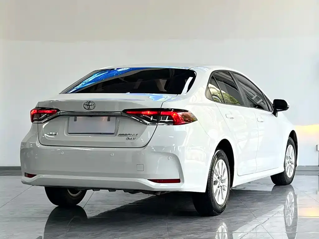 Toyota Corolla 2023 из CN, фото 5