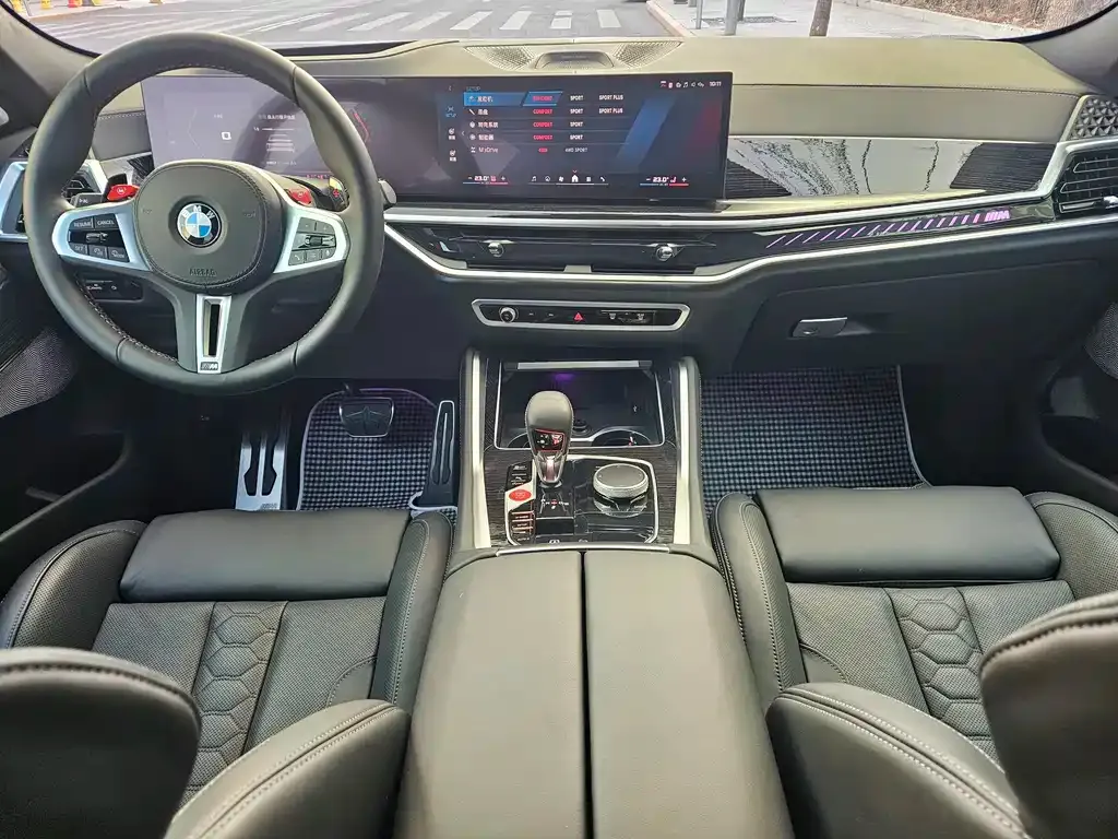 BMW X6 M 2024 из CN, фото 6