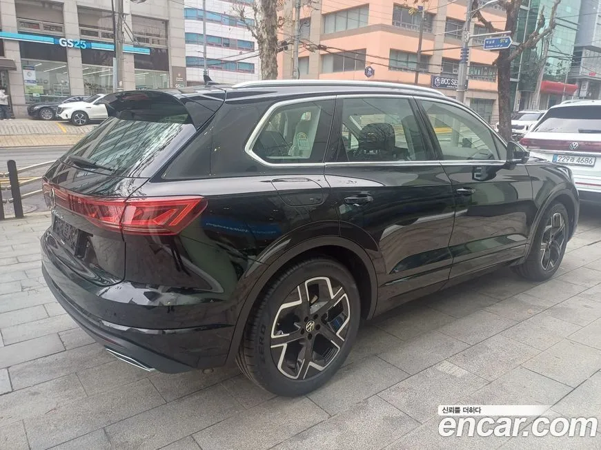 Volkswagen Touareg 2026 из KR, фото 3