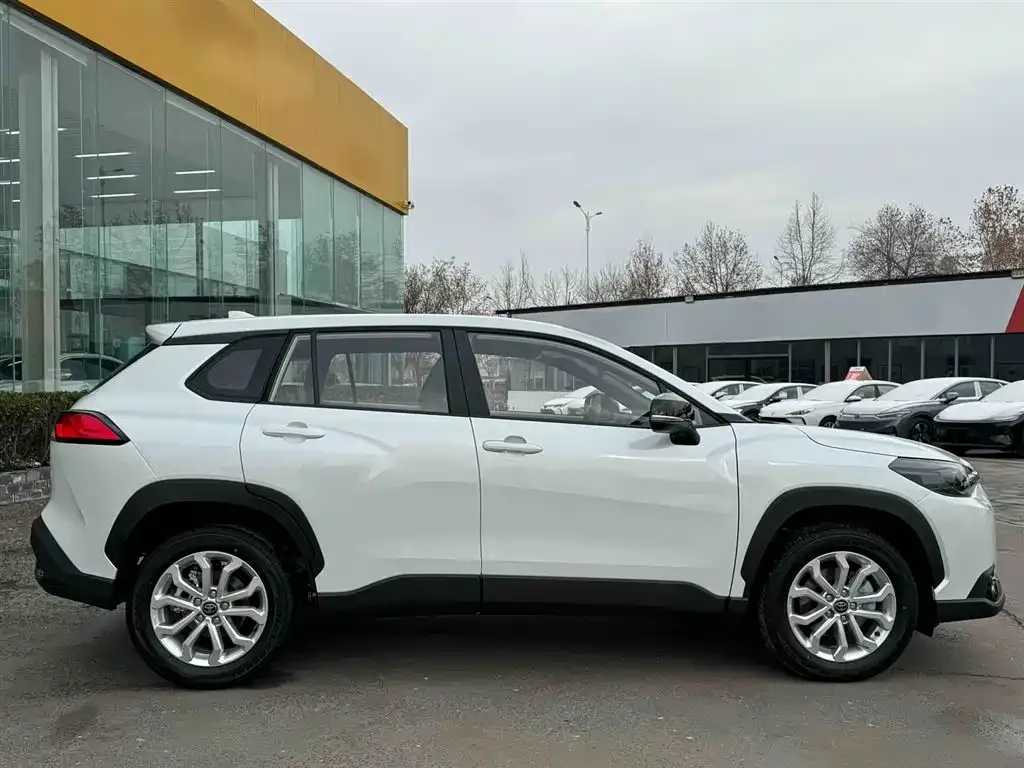 Toyota Frontlander 2025 из CN, фото 4