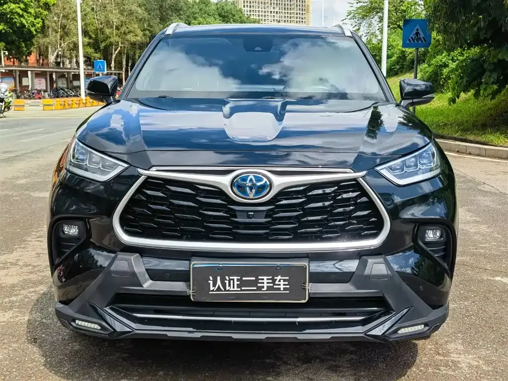 Toyota Highlander 2023 из CN, фото 2