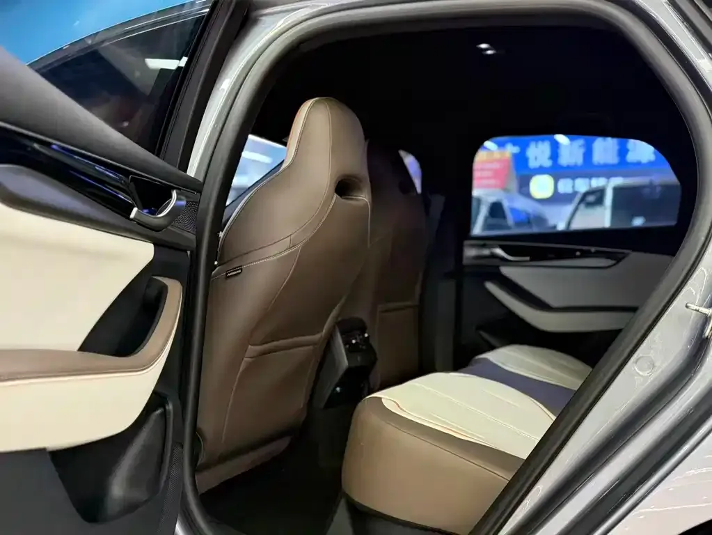 BYD Qin PLUS 2024 из CN, фото 3
