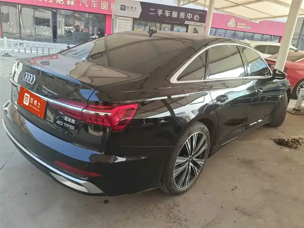 Audi A6L 2024 из CN, фото 9