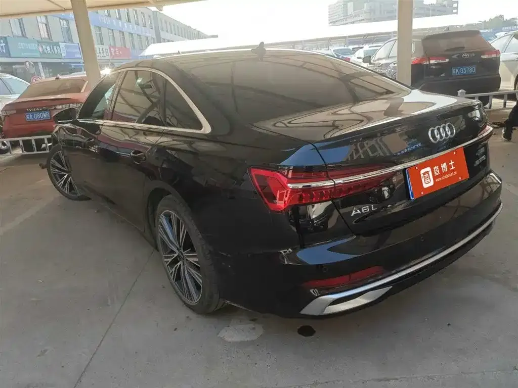 Audi A6L 2024 из CN, фото 4