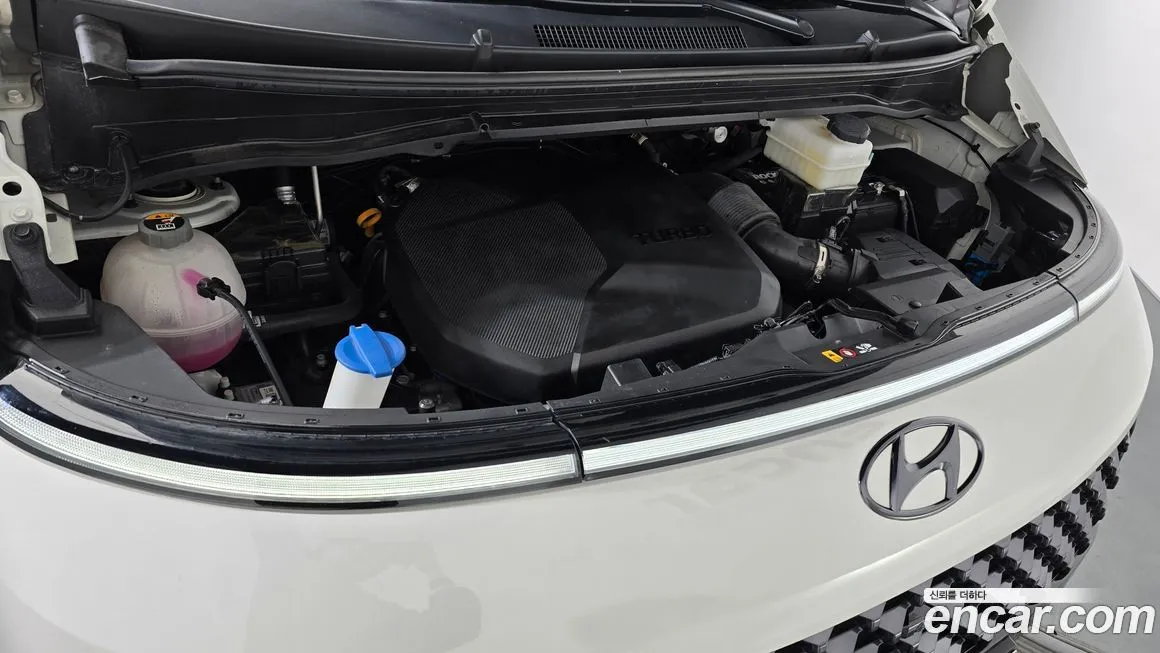 Hyundai Staria 2023 из KR, фото 6