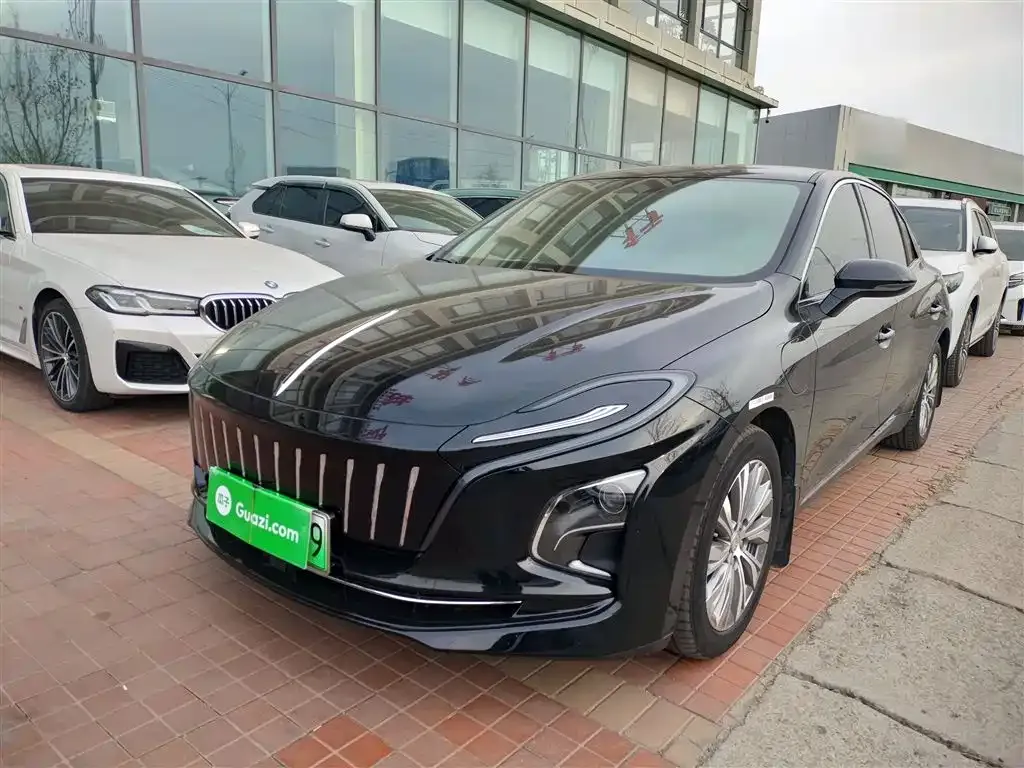 Hongqi E-QM5 2023 из CN, фото 1