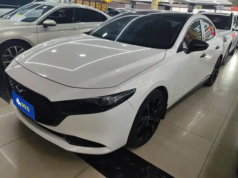 Mazda 3 Axela 2024 из CN, фото 1