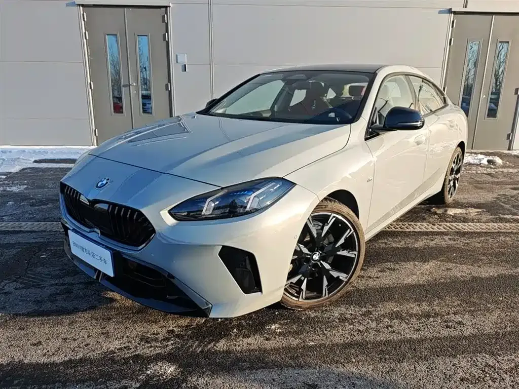 BMW 2 Series 2025 из CN, фото 1