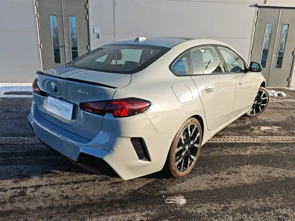 BMW 2 Series 2025 из CN, фото 10