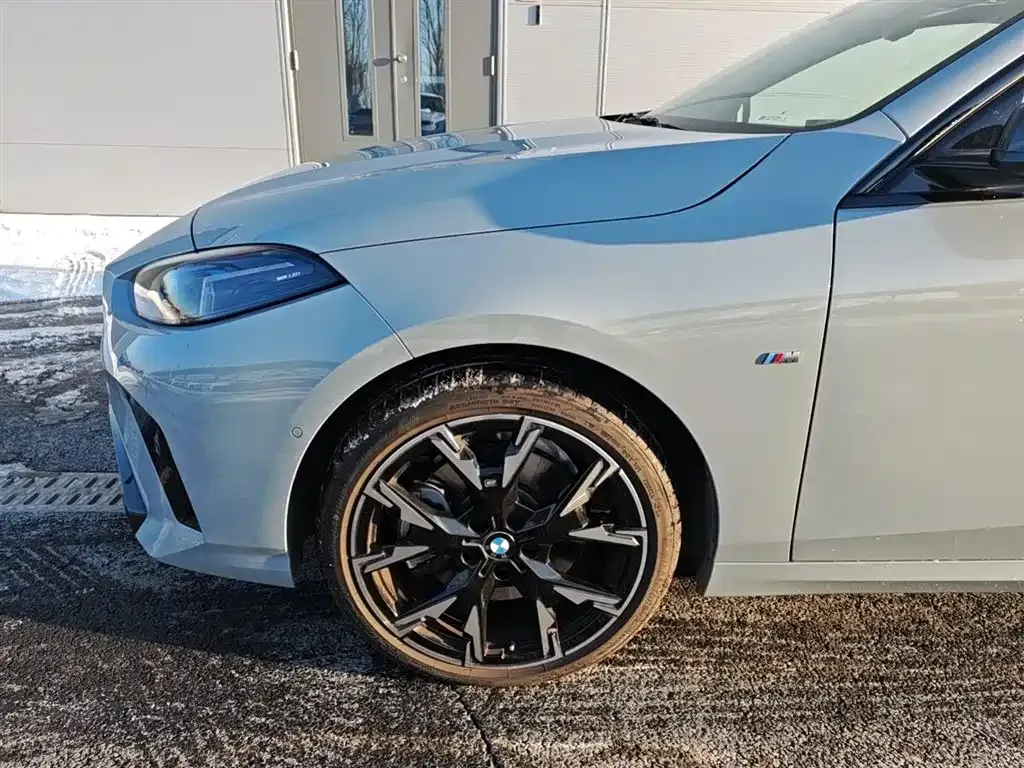 BMW 2 Series 2025 из CN, фото 6