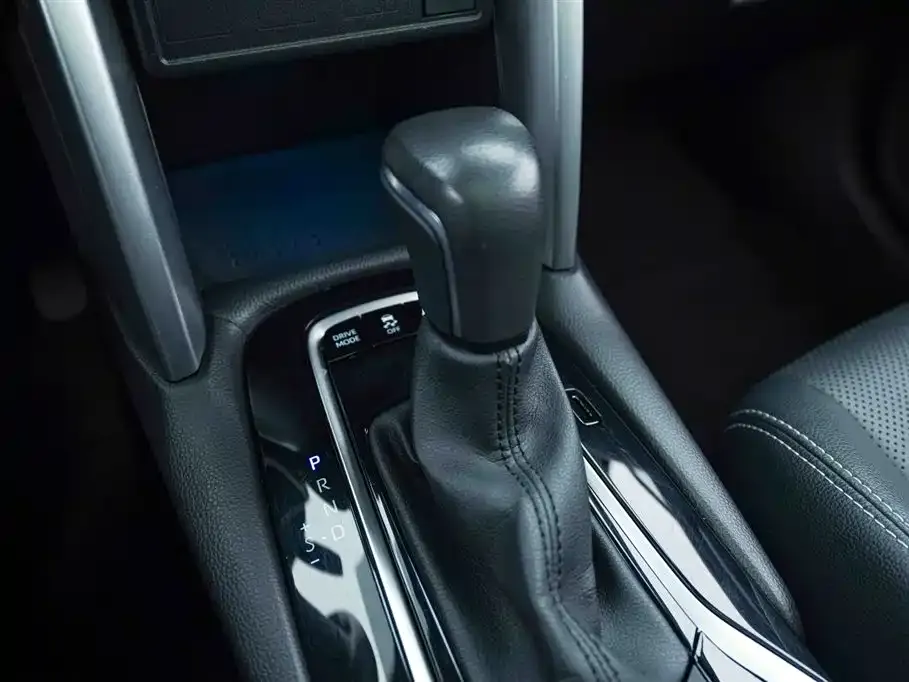 Toyota Frontlander 2023 из CN, фото 9