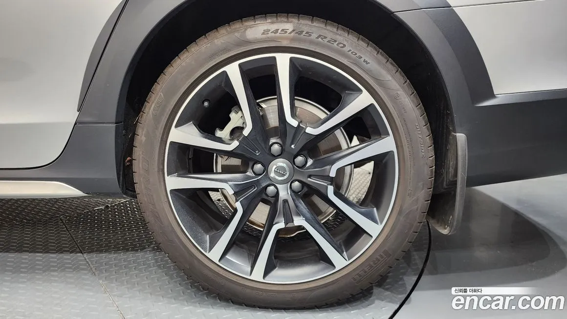 Volvo V90 2023 из KR, фото 2
