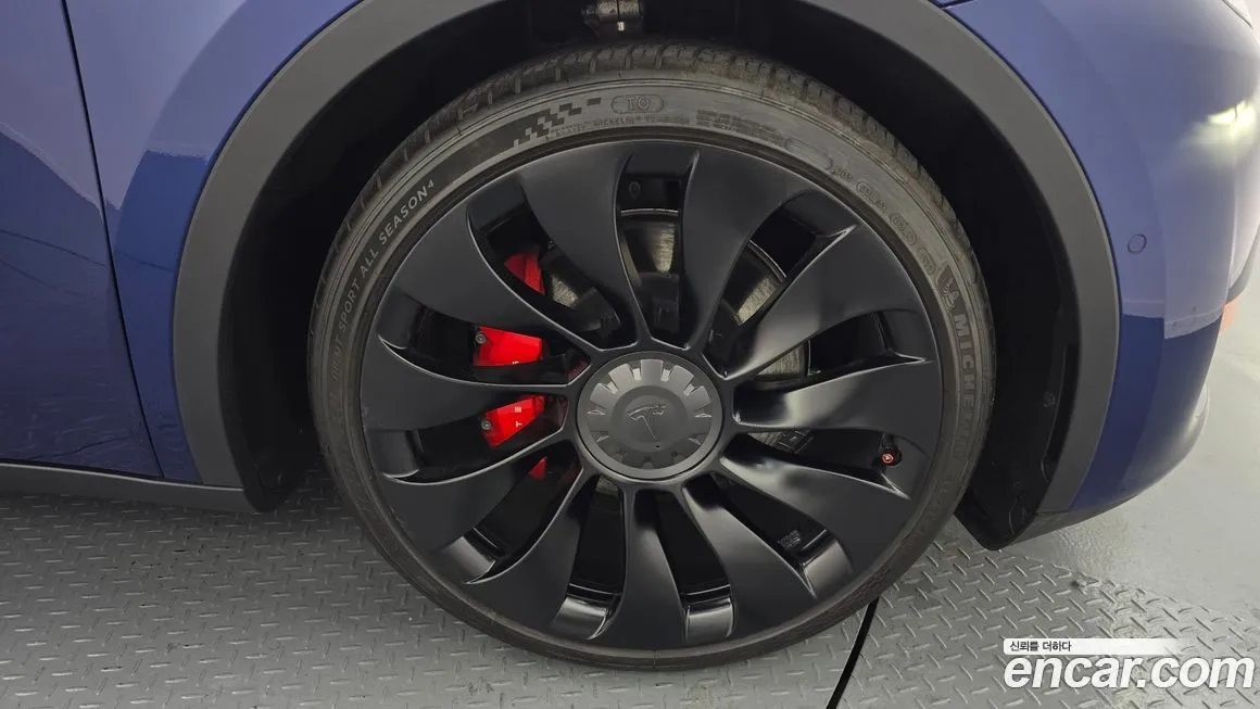 Tesla Model Y 2022 из KR, фото 5