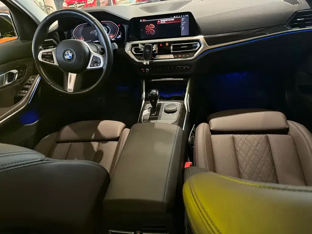 BMW 3 Series 2022 из CN, фото 8