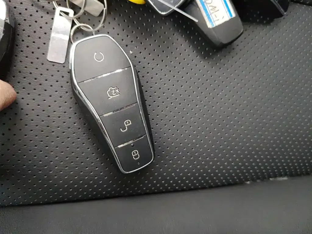 BYD Seal 05 DM-i 2025 из CN, фото 3