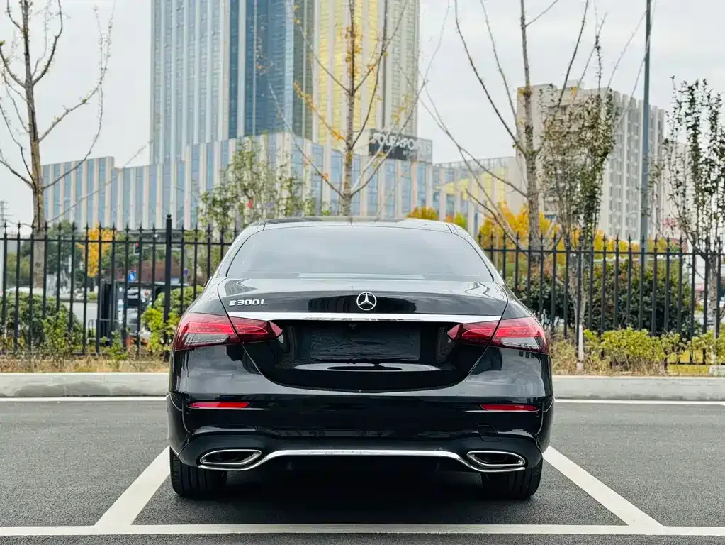 Mercedes-Benz E-Class 2021 из CN, фото 7