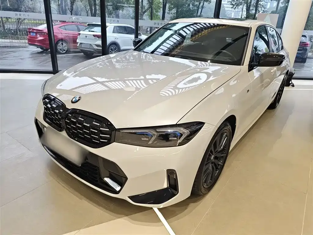 BMW 3 Series 2023 из CN, фото 1