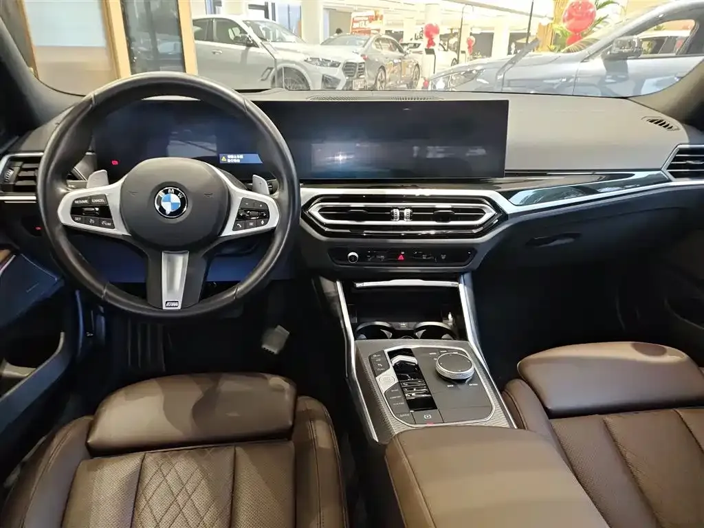 BMW 3 Series 2023 из CN, фото 7