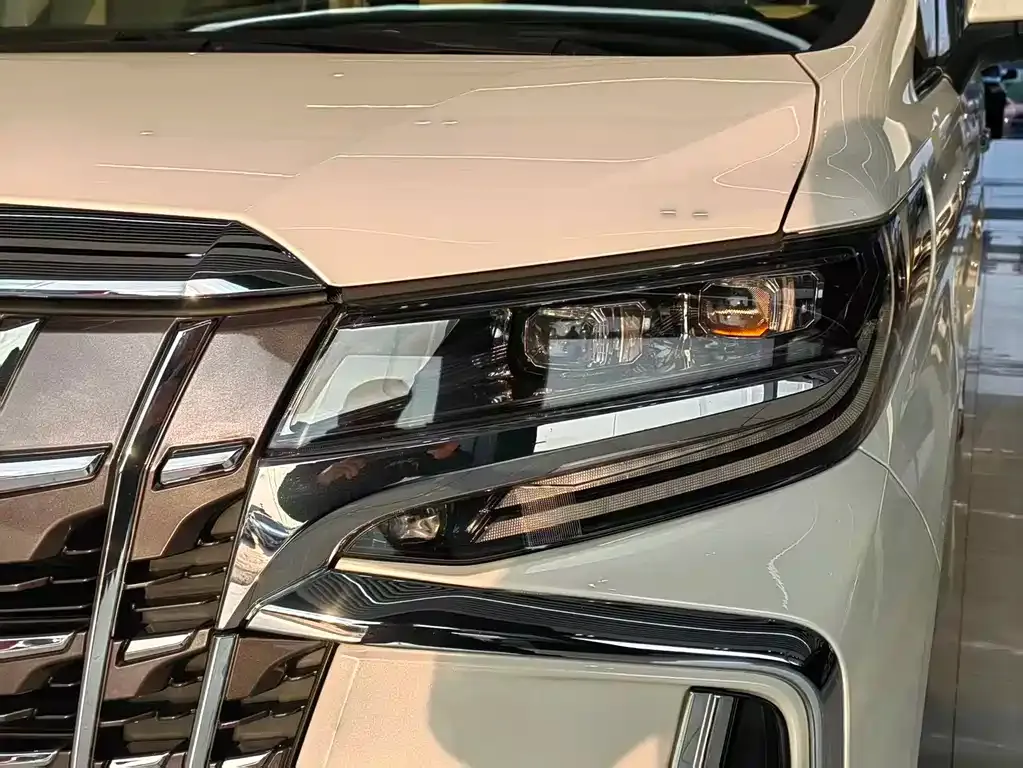 Toyota Alphard 2021 из CN, фото 7