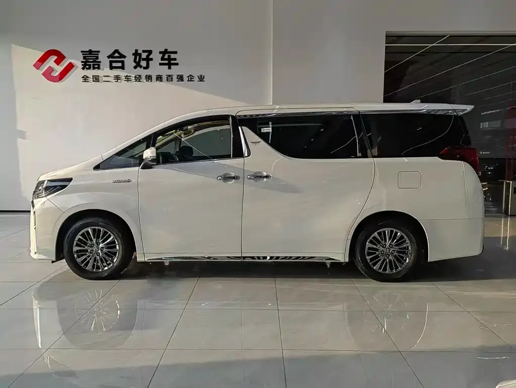 Toyota Alphard 2021 из CN, фото 5