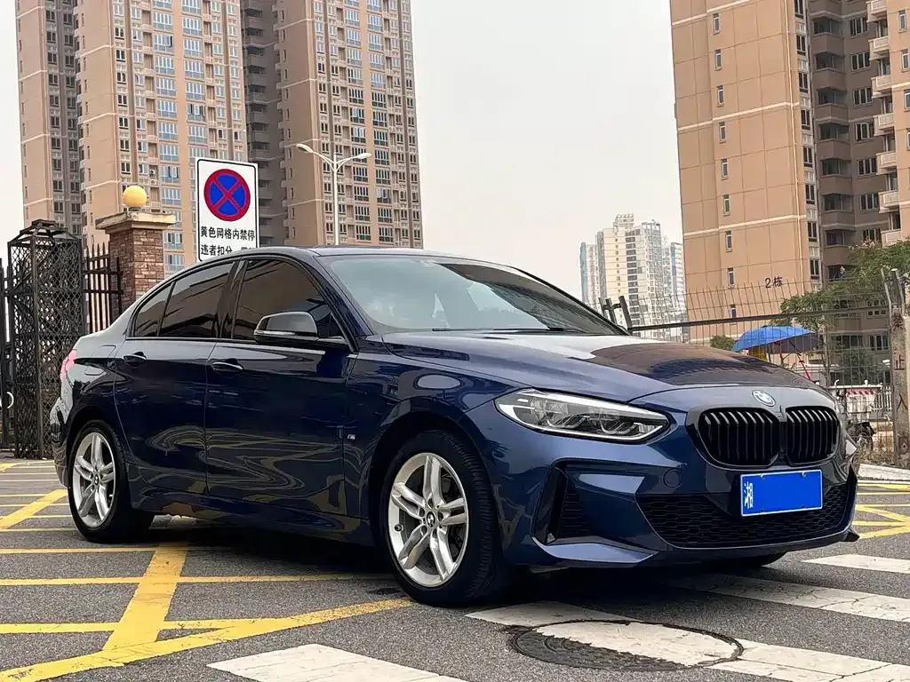 BMW 1 Series 2021 из CN, фото 5