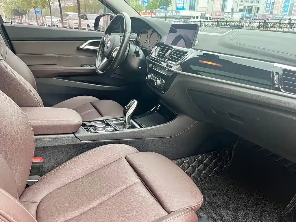 BMW 1 Series 2021 из CN, фото 7