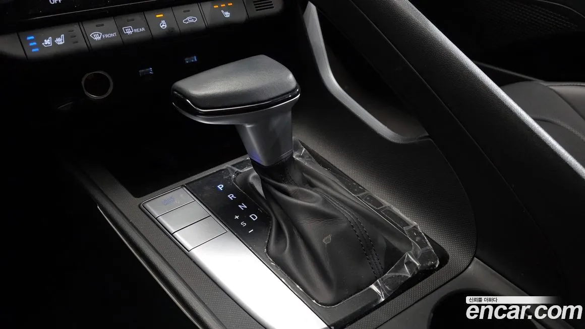 Hyundai AVANTE — фото 4