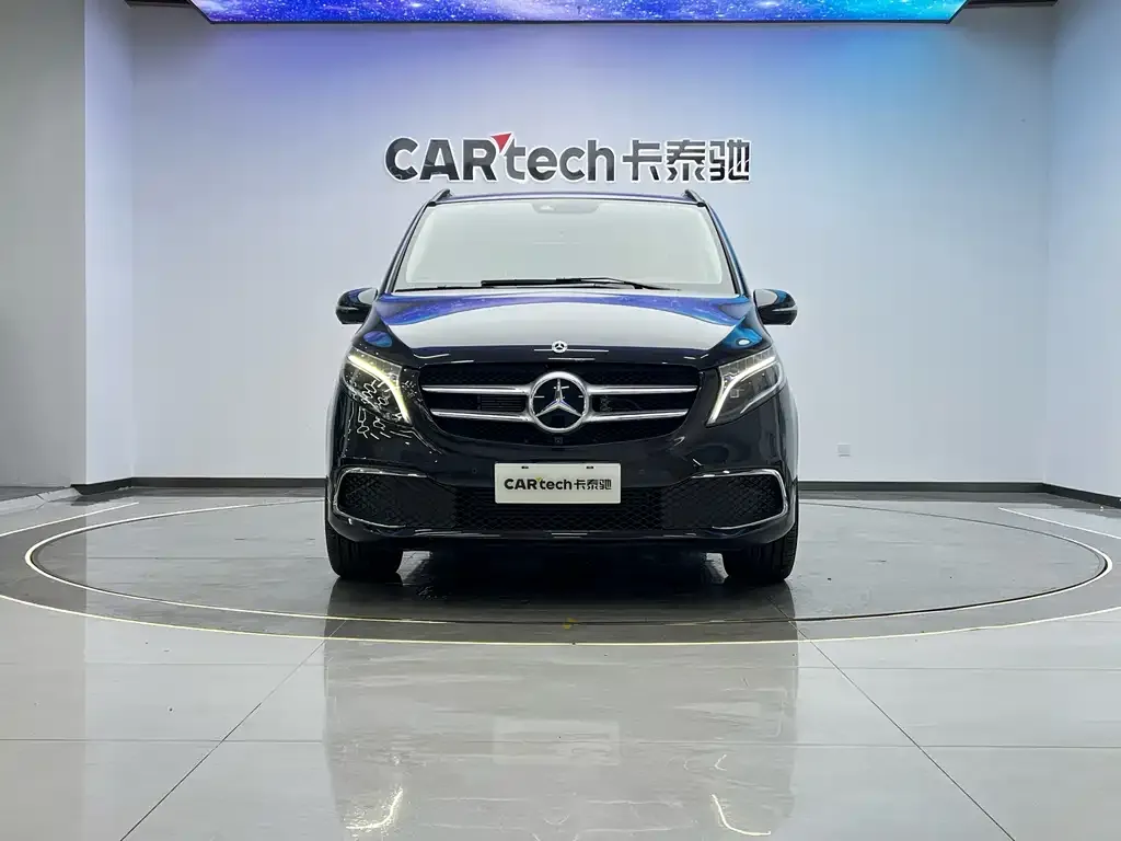 Mercedes-Benz V-Class 2021 из CN, фото 2