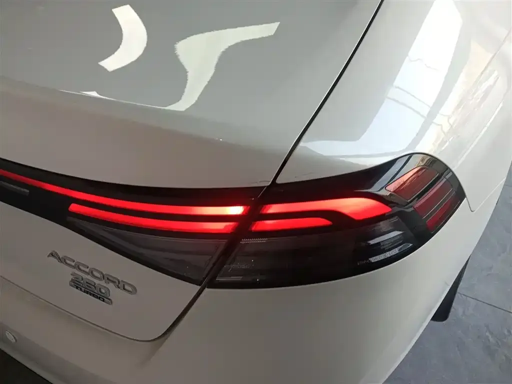 Honda Accord 2023 из CN, фото 8