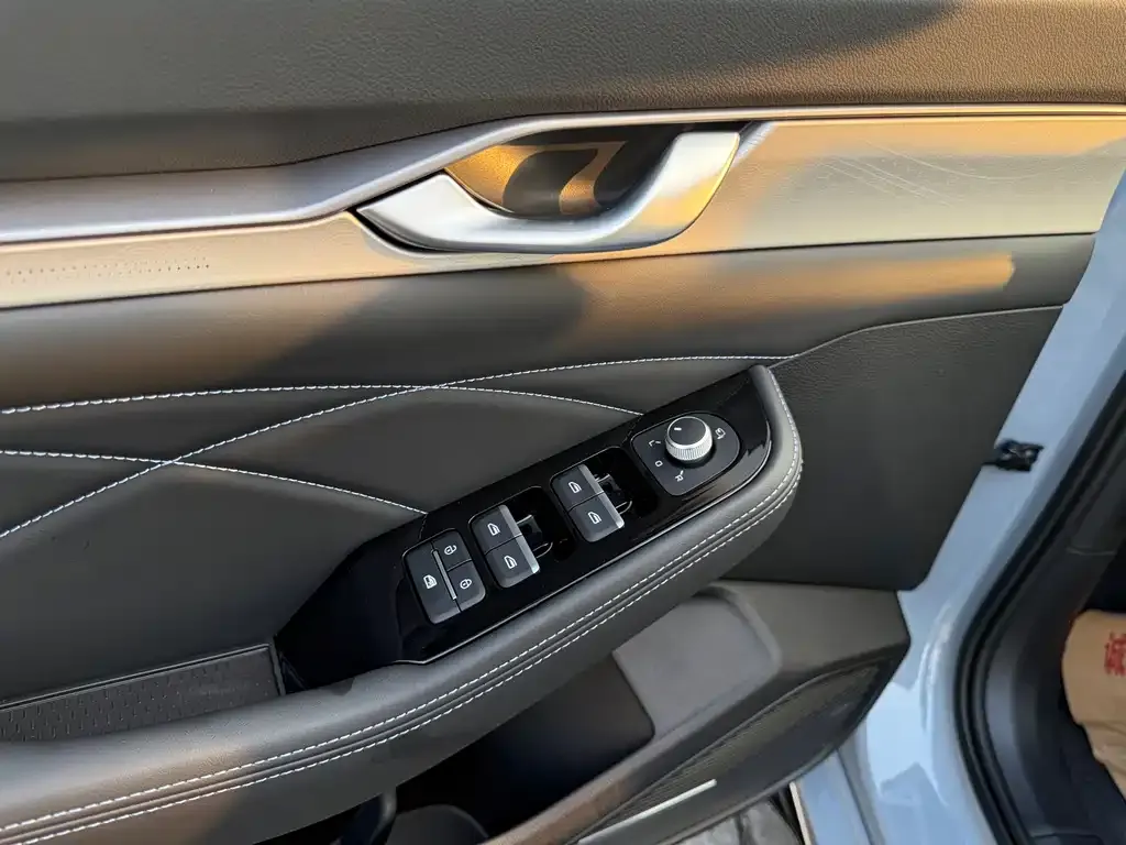 Geely Xingrui 2025 из CN, фото 10