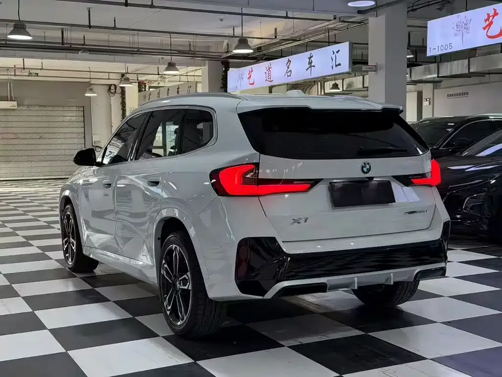 BMW X1 2024 из CN, фото 4