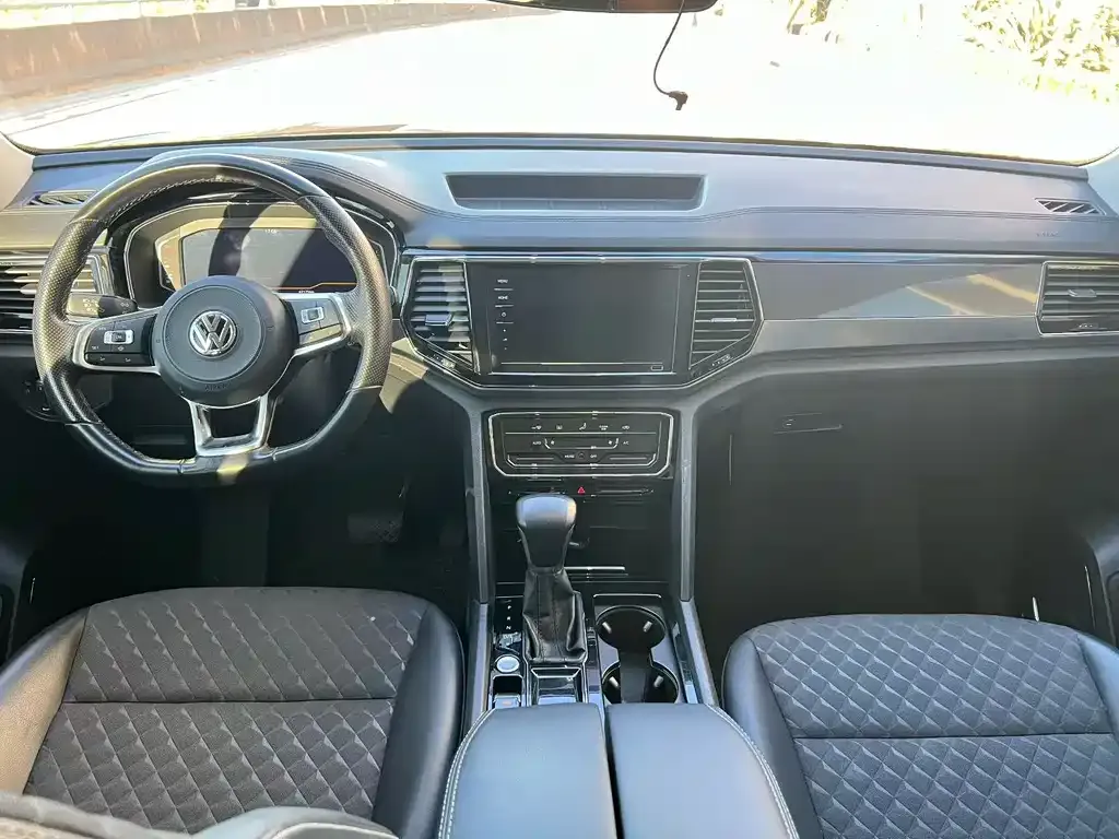Volkswagen Teramont 2021 из CN, фото 3