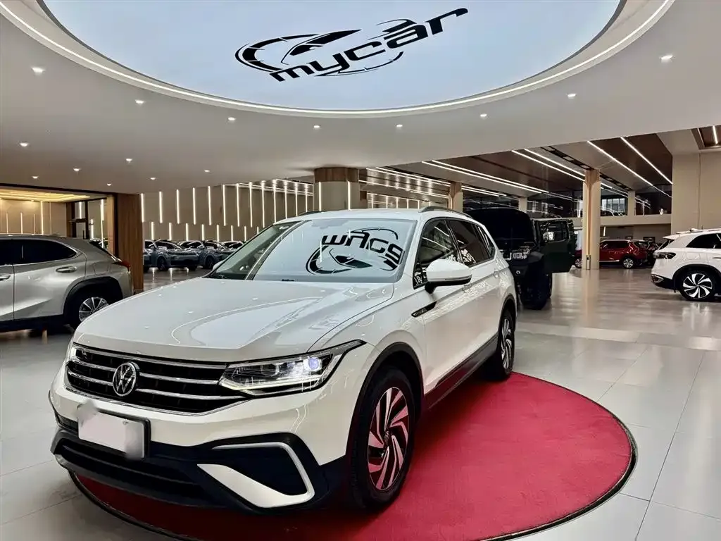 Volkswagen Tiguan L 2022 из CN, фото 2