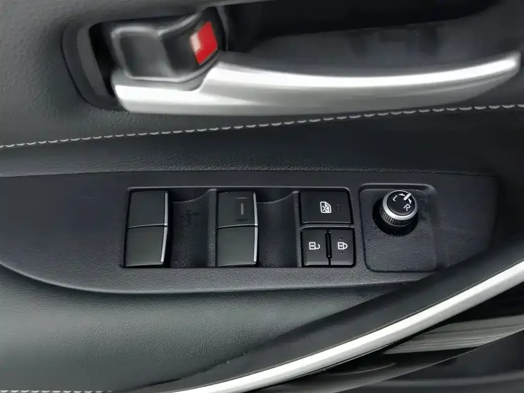 Toyota Corolla 2025 из CN, фото 6