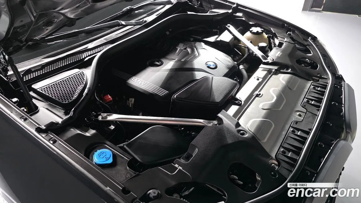 BMW X4 2024 из KR, фото 6