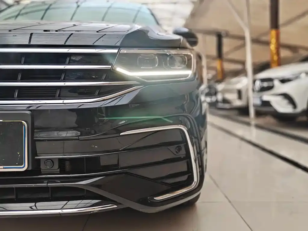 Volkswagen Tiguan L 2022 из CN, фото 3