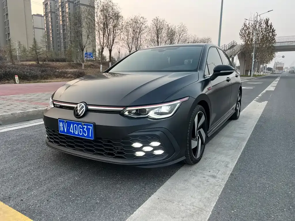 Volkswagen Golf GTI 2023 из CN, фото 1